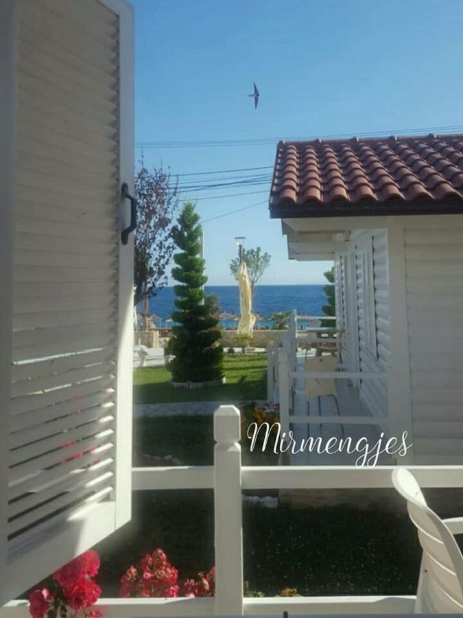 Villa Vela E Bardhe Dhërmi Exterior foto