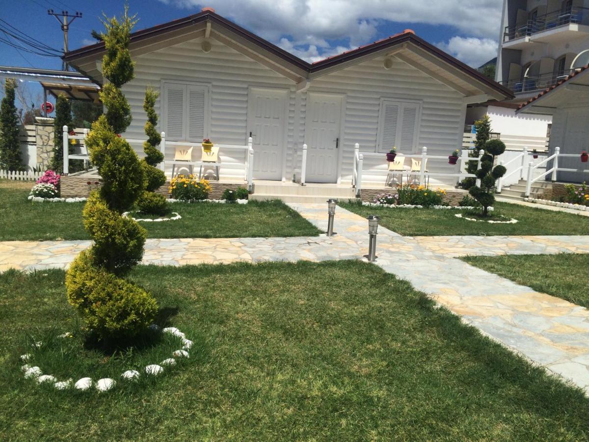 Villa Vela E Bardhe Dhërmi Exterior foto